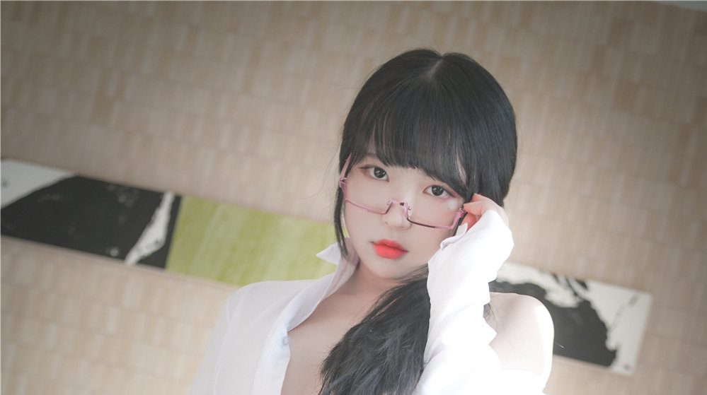 韩国妹子 아람(Aram) 可爱小恶魔写真合集[12套][持续更新]