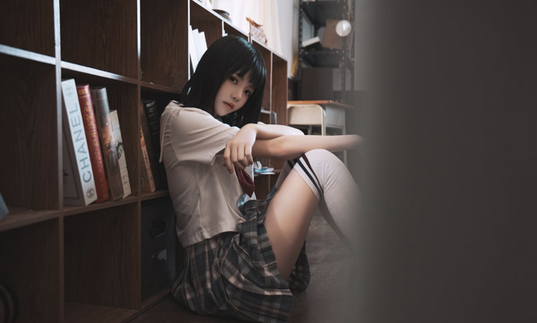桜桃喵 教室死库水[48P-434M]