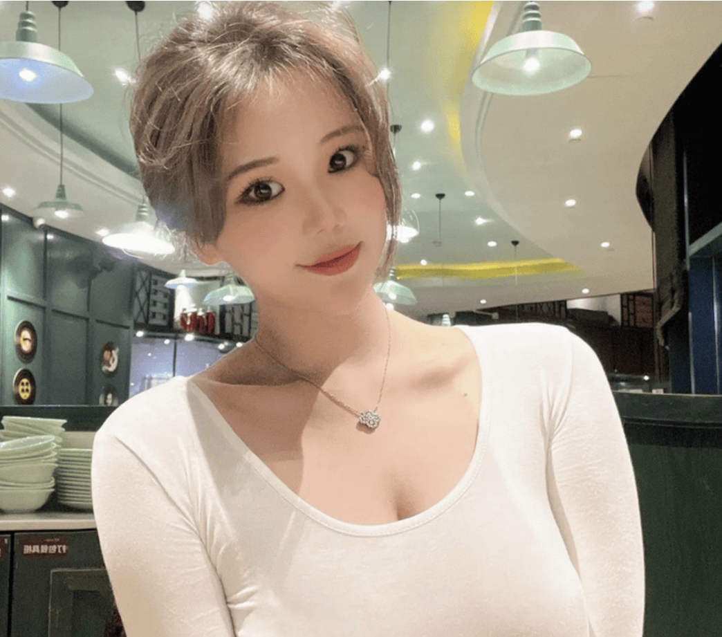 安妮 yoo 微密圈和铁粉空间全套写真图片以及视频下载